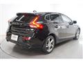 2018 Volvo V40