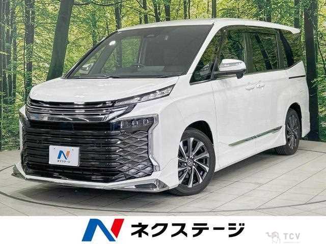 2022 Toyota Voxy