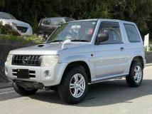 2010 Nissan KIX