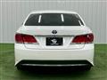 2013 Toyota Crown Hybrid
