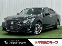 2013 Toyota Crown Hybrid