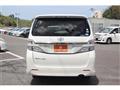 2013 Toyota Vellfire