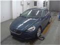 2017 Volvo V40