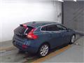 2017 Volvo V40