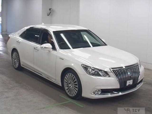 2015 Toyota Crown Majesta