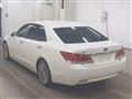 2015 Toyota Crown Majesta