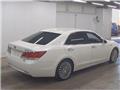 2015 Toyota Crown Majesta
