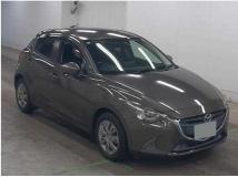 2016 Mazda Demio