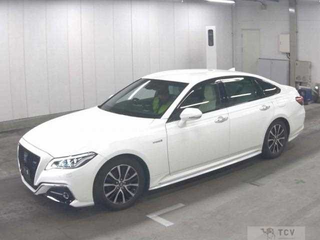 2018 Toyota Crown Hybrid