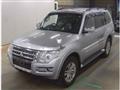 2015 Mitsubishi Pajero