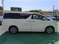 2017 Toyota Vellfire