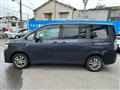 2007 Toyota Voxy