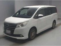 2014 Toyota Noah
