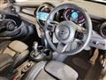 2022 BMW MINI