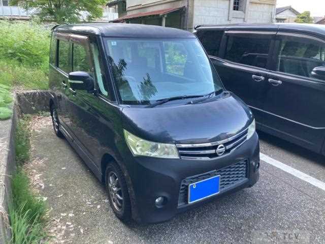 2010 Nissan ROOX