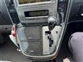 2005 Toyota Alphard G
