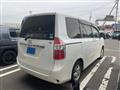 2009 Toyota Noah