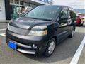 2005 Toyota Voxy
