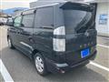 2005 Toyota Voxy