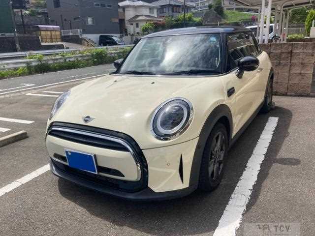 2022 BMW MINI