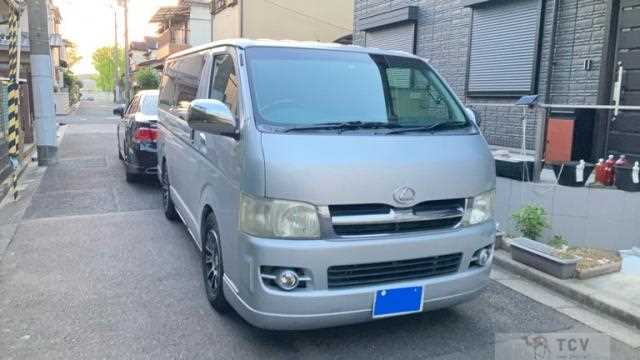 2005 Toyota Hiace Van