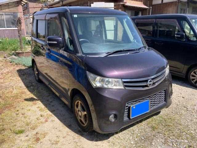 2011 Nissan ROOX