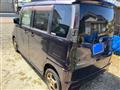 2011 Nissan ROOX