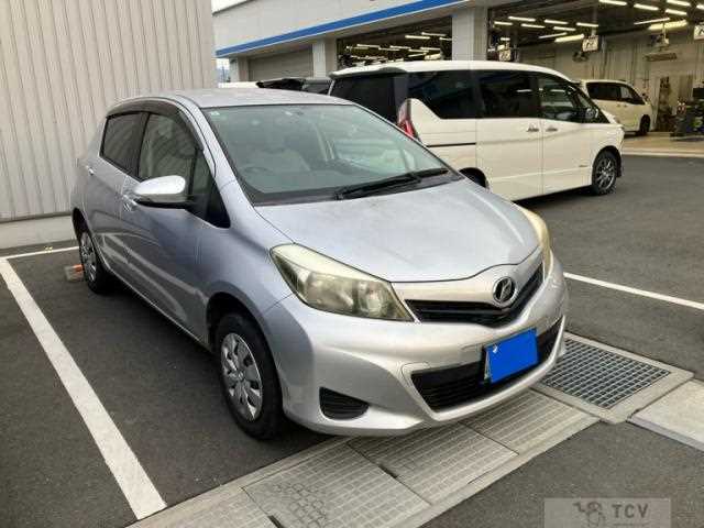 2011 Toyota Vitz
