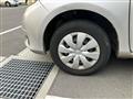 2011 Toyota Vitz
