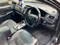 2013 Daihatsu Altis