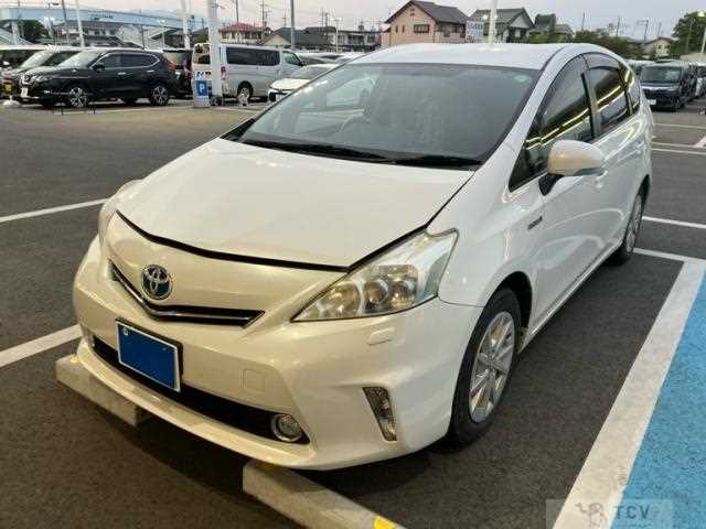 2012 Toyota PRIUS α
