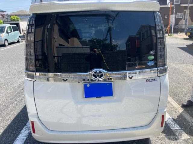 2014 Toyota Voxy