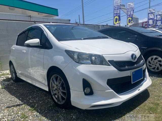 2011 Toyota Vitz