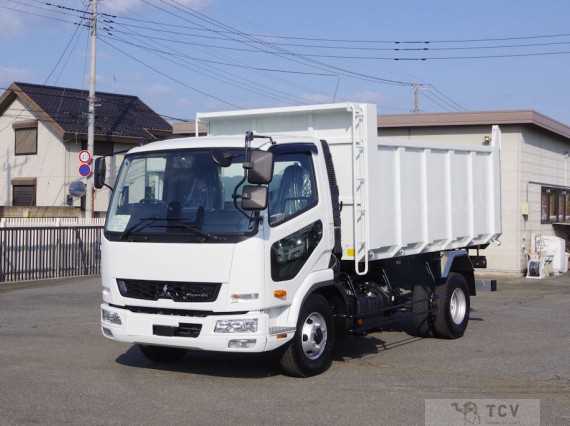 2025 Mitsubishi Fuso Fighter