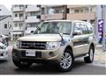 2012 Mitsubishi Pajero