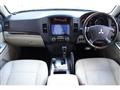 2012 Mitsubishi Pajero