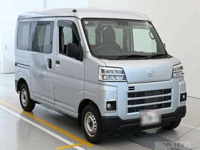 2025 Daihatsu Hijet Cargo