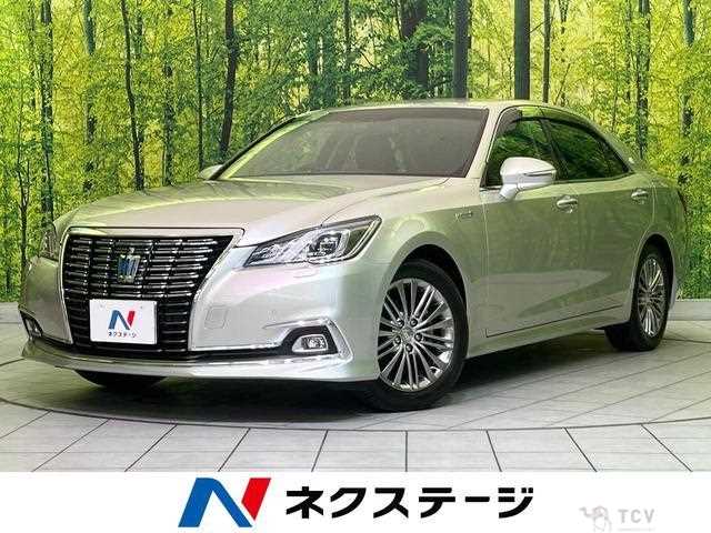 2016 Toyota Crown Hybrid