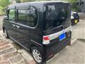 2011 Daihatsu Tanto