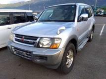 2000 Mitsubishi Pajero