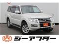 2015 Mitsubishi Pajero