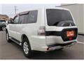 2015 Mitsubishi Pajero
