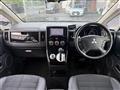 2018 Mitsubishi Delica D5