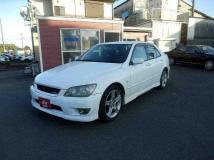 2005 Toyota Altezza