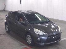 2013 Toyota AQUA
