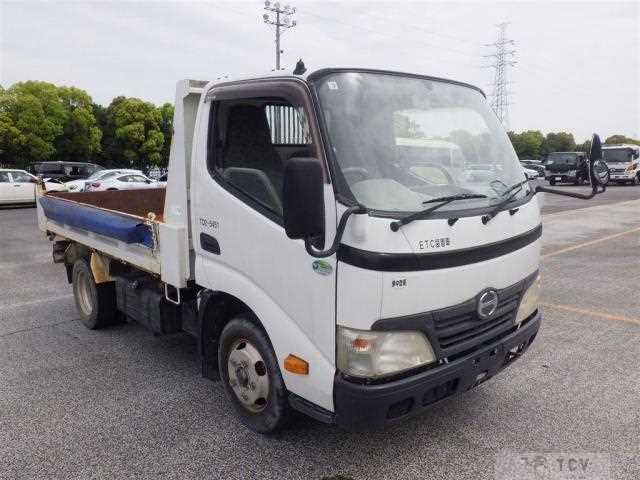 2010 Hino Dutro