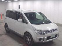 2017 Mitsubishi Delica D5