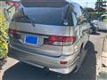 2005 Toyota Estima