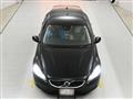 2019 Volvo V40