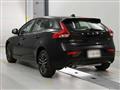 2019 Volvo V40